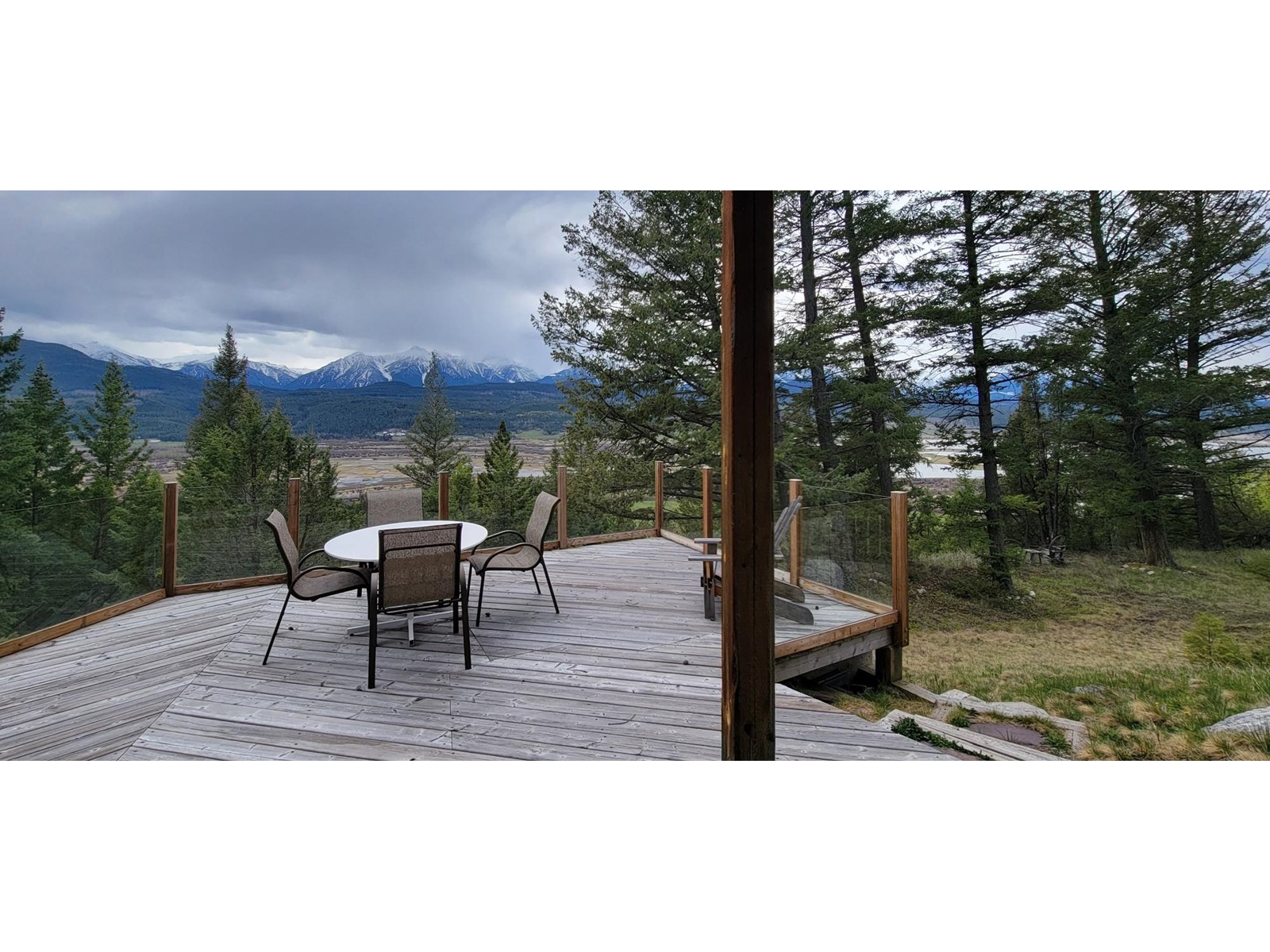 For sale 2360/2380 HIGHWAY 95, Spillimacheen, British Columbia V0A1P0