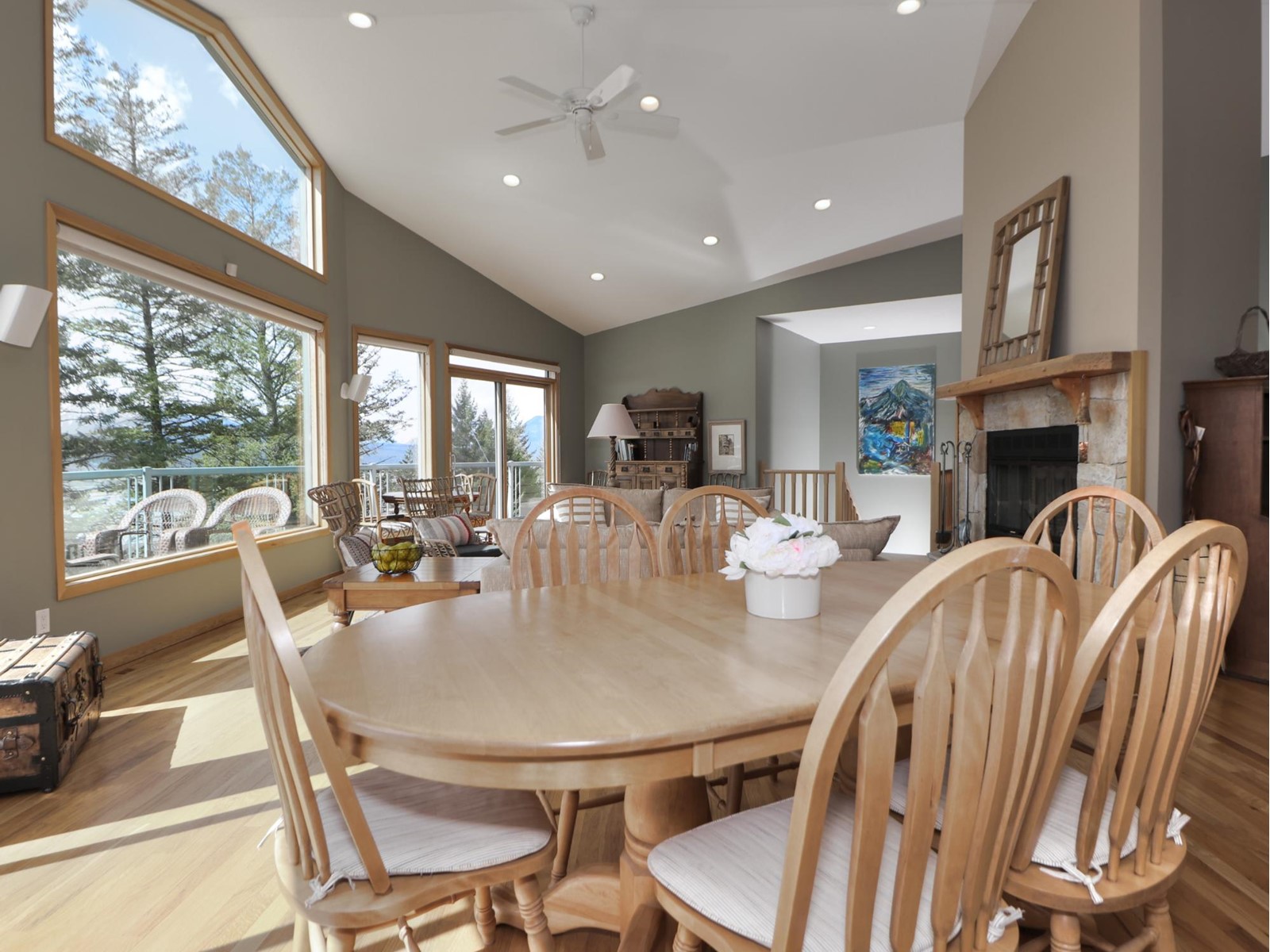 For sale 2360/2380 HIGHWAY 95, Spillimacheen, British Columbia V0A1P0