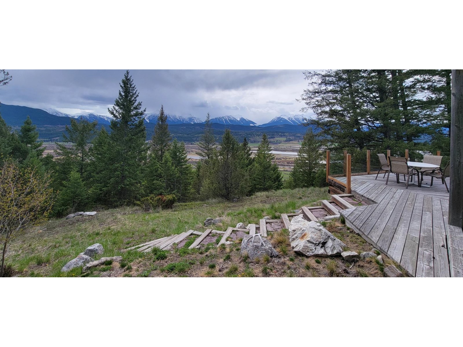 For sale 2360/2380 HIGHWAY 95, Spillimacheen, British Columbia V0A1P0