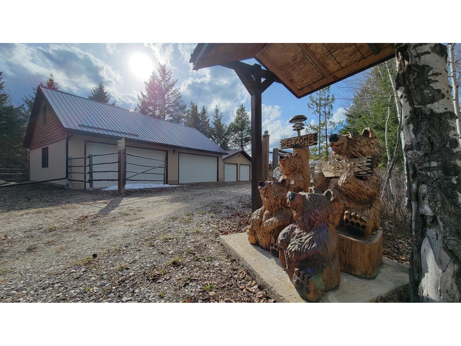 For sale 2360/2380 HIGHWAY 95, Spillimacheen, British Columbia V0A1P0