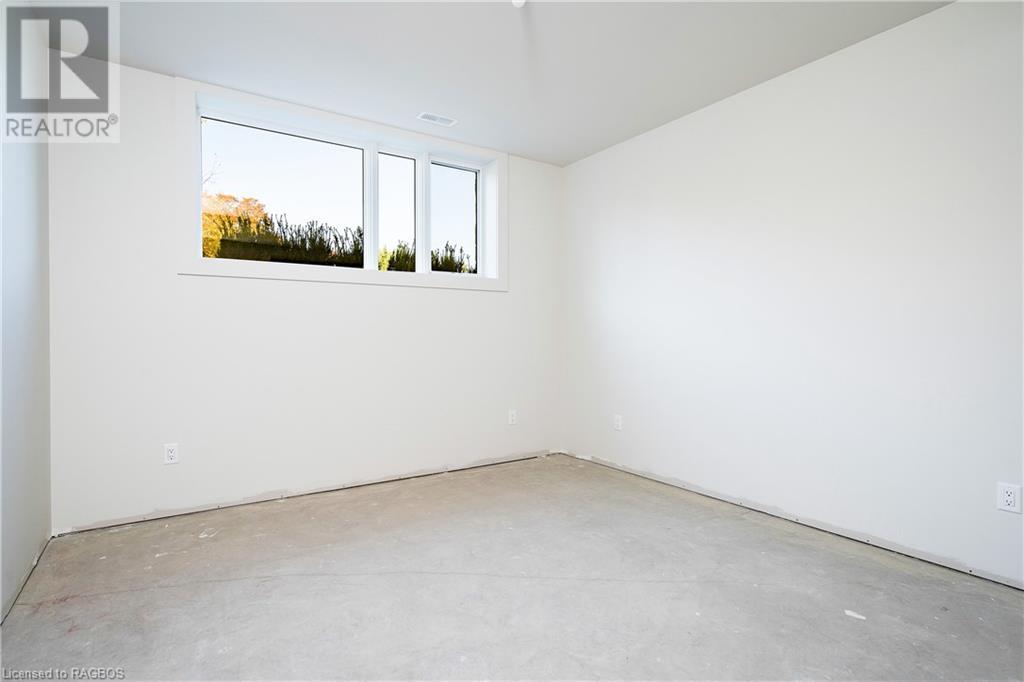 For sale 147 BLUE JAY Crescent, Grey Highlands, Ontario N0C1H0