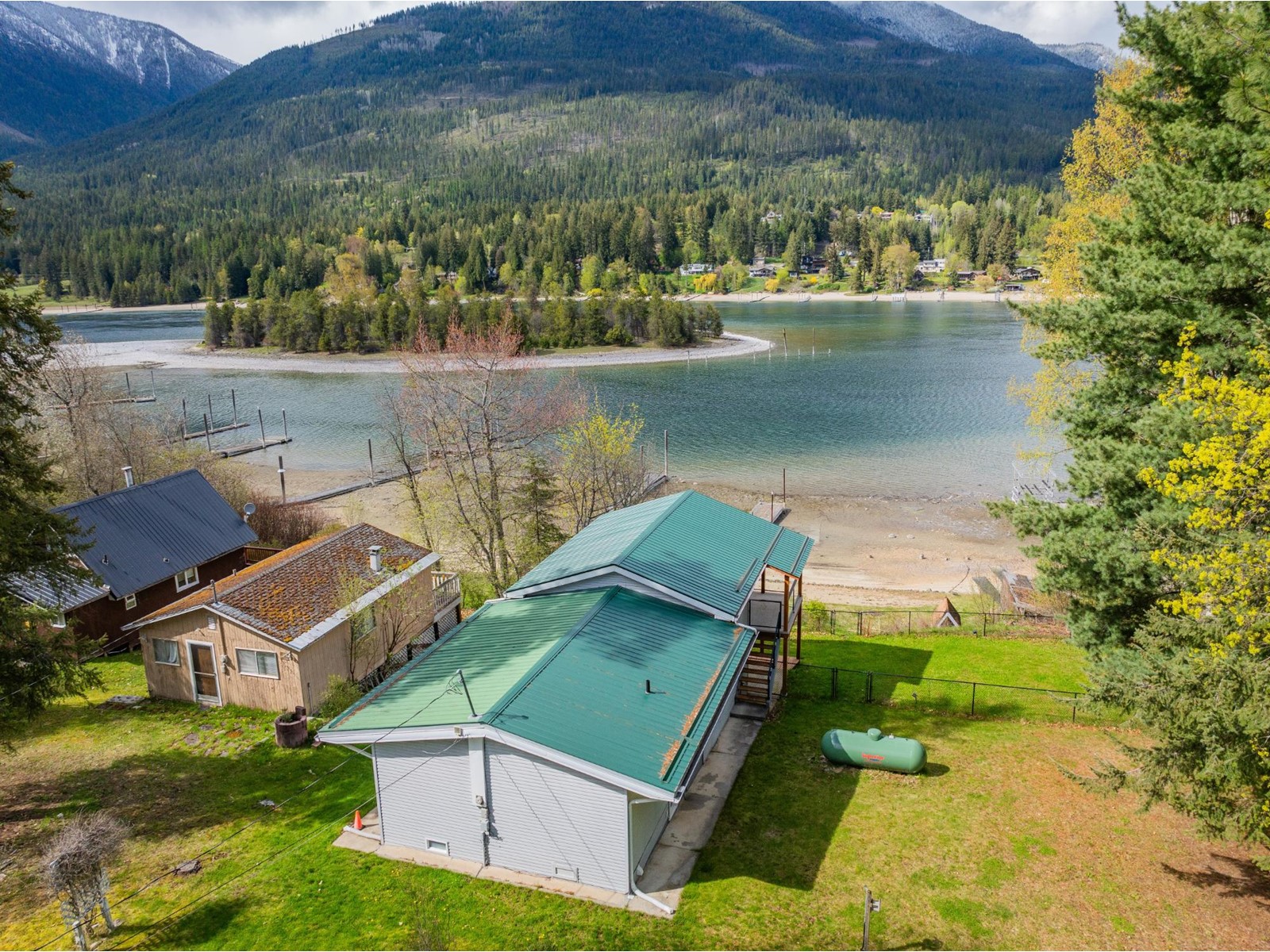 For sale 7597 ROSS ROAD, Harrop, British Columbia V1L6R5 2476654 REALTOR.ca