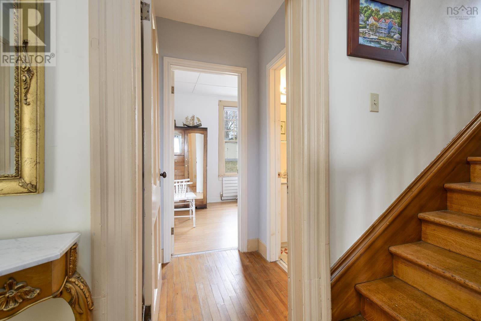 For sale 523 Chebucto Street, Baddeck, Nova Scotia B0E1B0 202409312