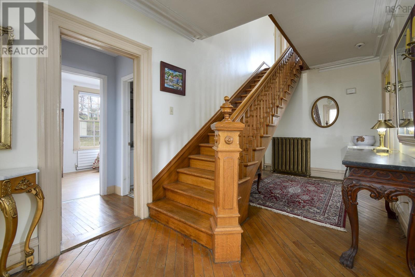 For sale 523 Chebucto Street, Baddeck, Nova Scotia B0E1B0 202409312