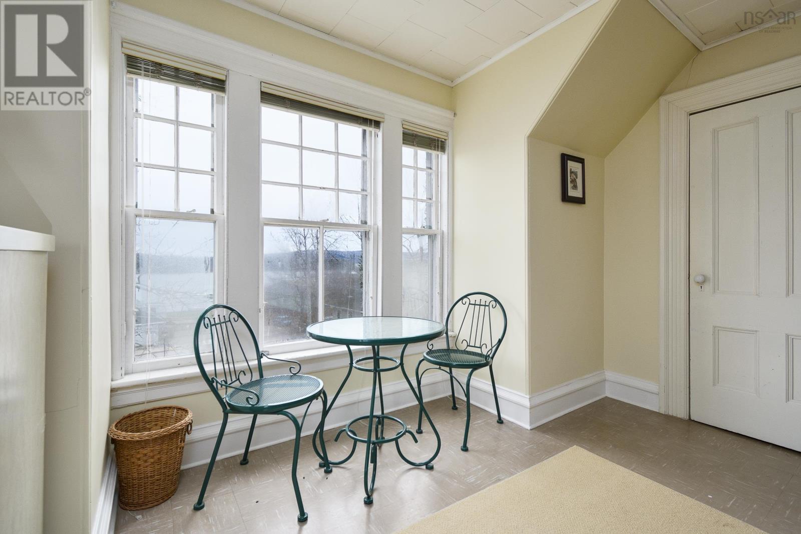 For sale 523 Chebucto Street, Baddeck, Nova Scotia B0E1B0 202409312