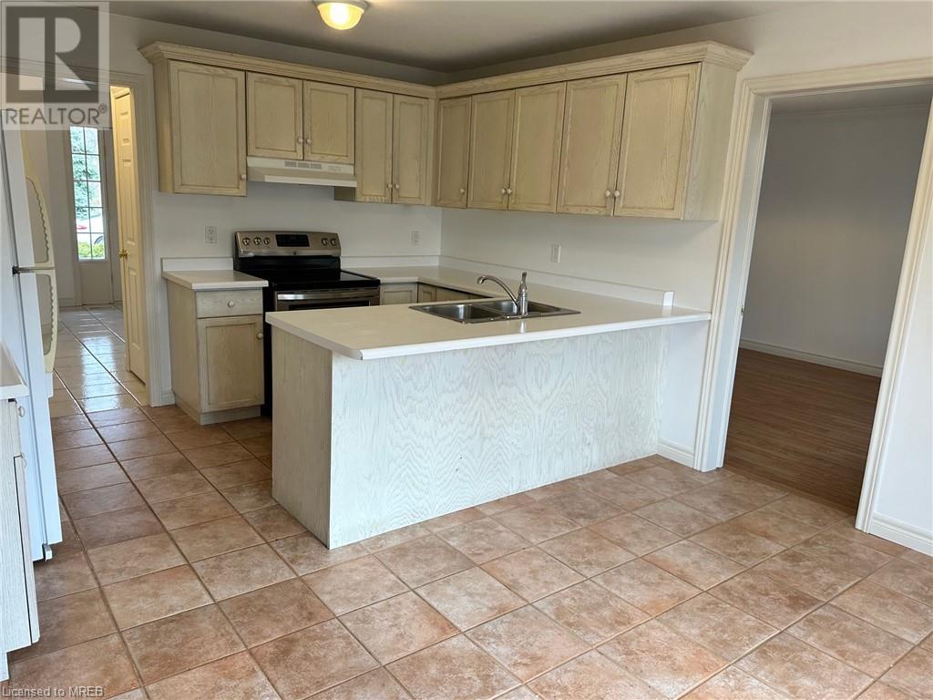 For rent 76 KORTRIGHT Road E, Guelph, Ontario N1G4N8 40563792