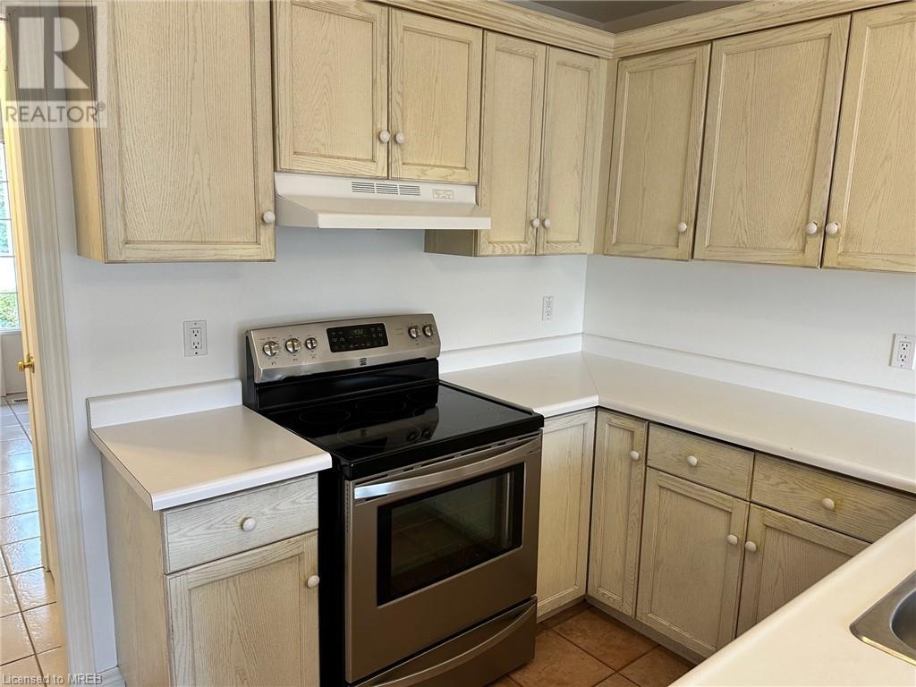 For rent 76 KORTRIGHT Road E, Guelph, Ontario N1G4N8 40563792