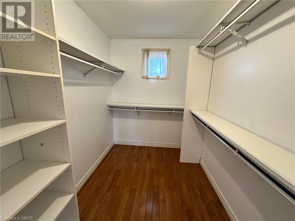 For rent 76 KORTRIGHT Road E, Guelph, Ontario N1G4N8 40563792