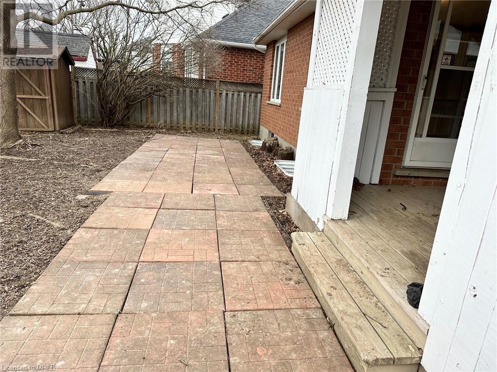 For rent 76 KORTRIGHT Road E, Guelph, Ontario N1G4N8 40563792