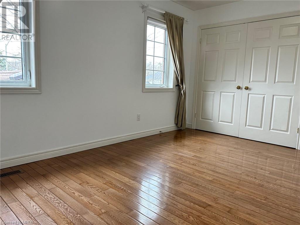 For rent 76 KORTRIGHT Road E, Guelph, Ontario N1G4N8 40563792