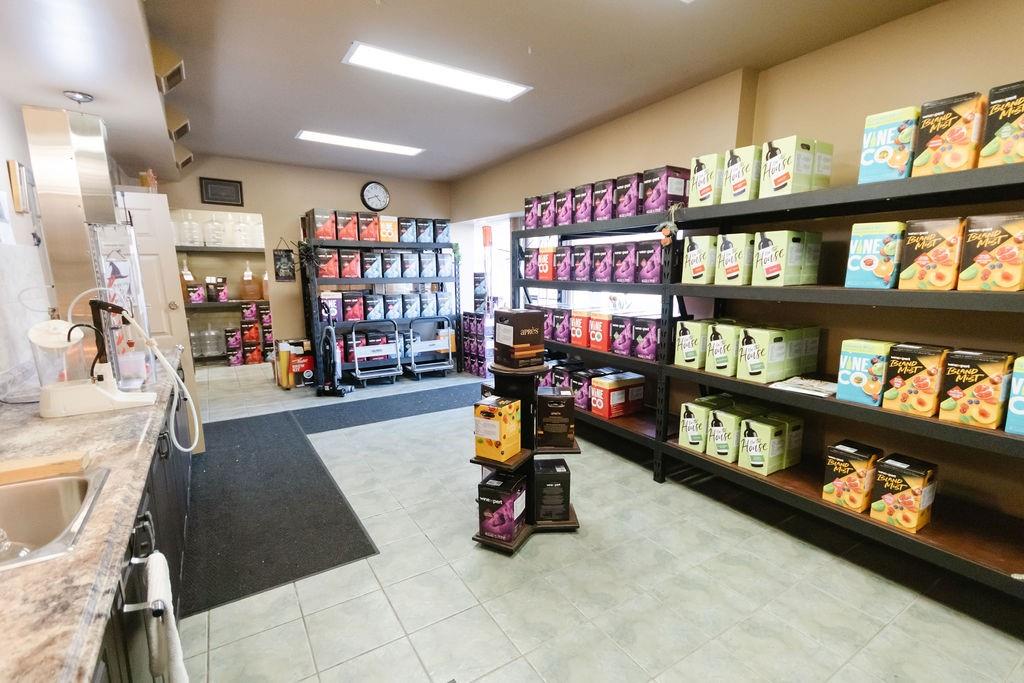 For sale 600 FENNELL Avenue E, Hamilton, Ontario L8V1T1 H4191706