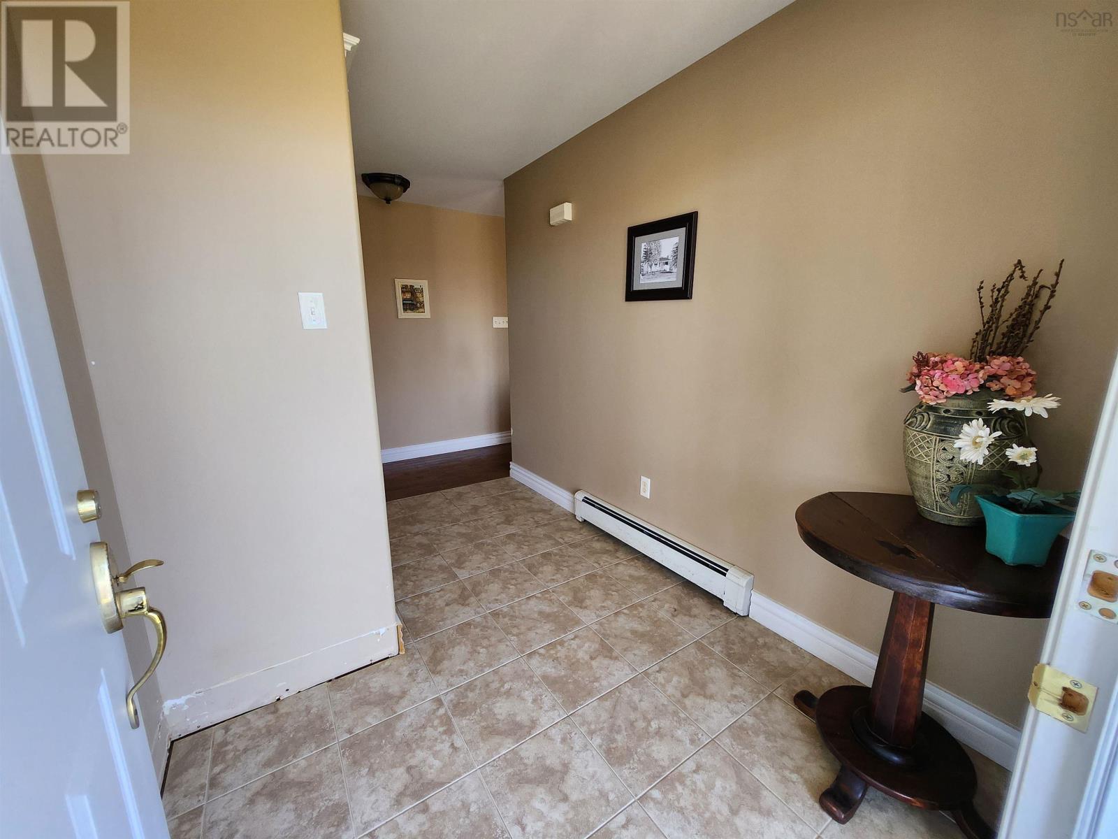 386 Joan Drive, Beaver Bank, Nova Scotia B4E3J4 REALTOR.ca