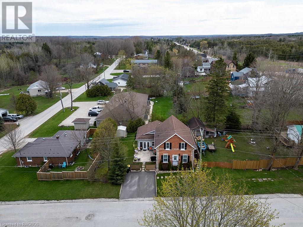For sale 8 LEVITTA Street, Flesherton, Ontario N0C1E0 40582113