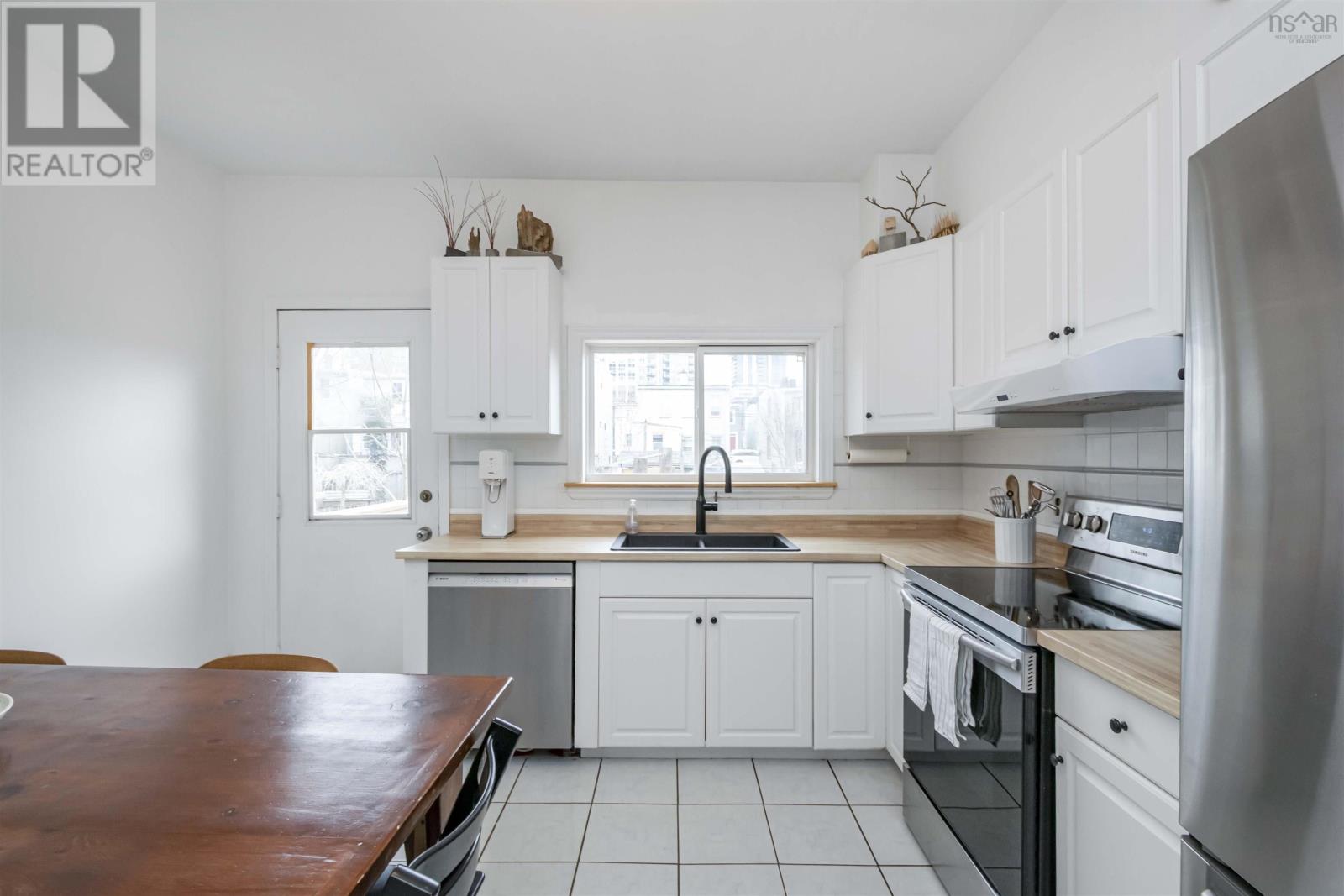 6113 Willow Street, Halifax Peninsula, Nova Scotia B3K1M1 REALTOR.ca