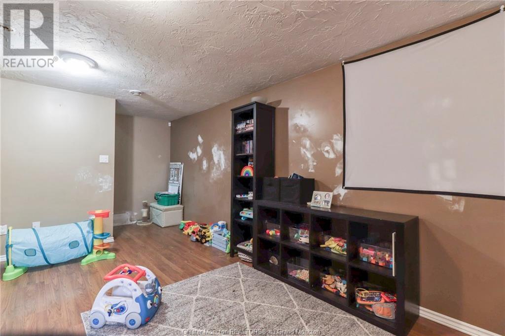 For sale 47 Rennick, Moncton, New Brunswick E1G7Y6 M159137 REALTOR.ca