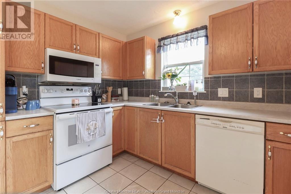 For sale 47 Rennick, Moncton, New Brunswick E1G7Y6 M159137 REALTOR.ca