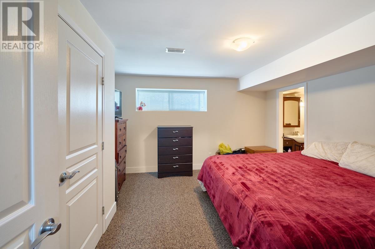 For sale 23447 DOGWOOD AVENUE, Maple Ridge, British Columbia V2X4S4