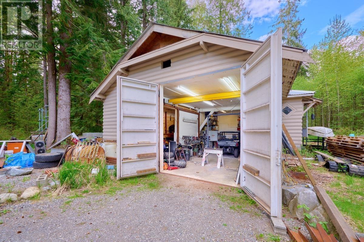 For sale 23447 DOGWOOD AVENUE, Maple Ridge, British Columbia V2X4S4