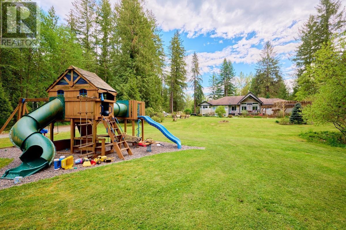 For sale 23447 DOGWOOD AVENUE, Maple Ridge, British Columbia V2X4S4