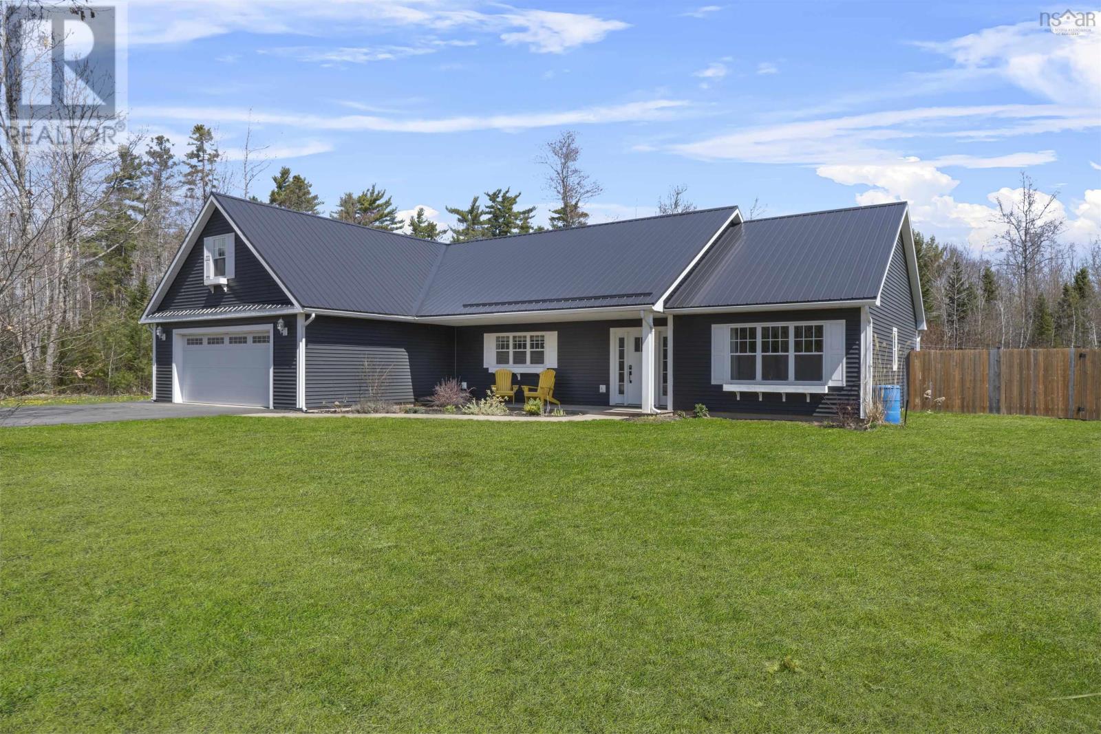 480 Alexander Mackenzie Road, South Farmington, Nova Scotia B0P1W0