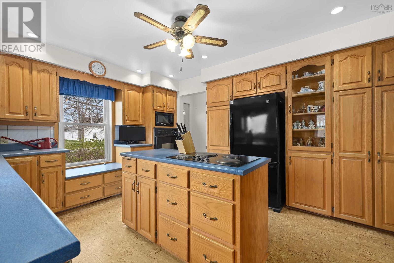 For sale 5804 Highway 215, Kempt Shore, Nova Scotia B0N2A0 202409382