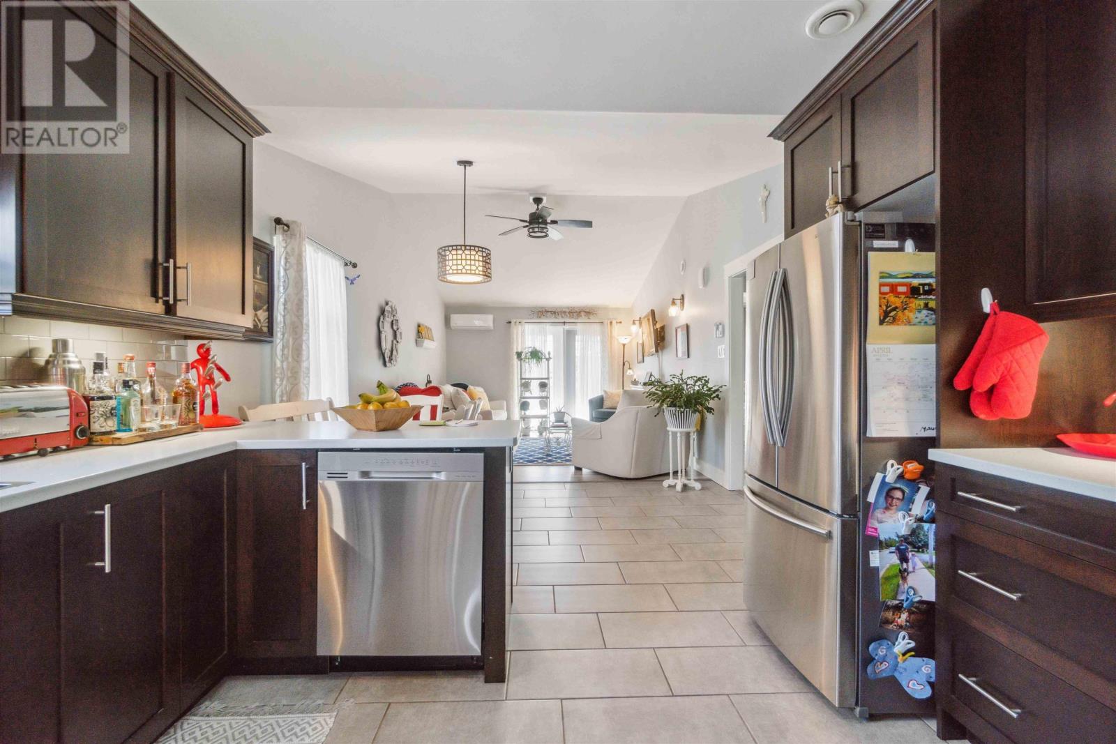 24/26/28 Bissett Road, Cole Harbour, Nova Scotia B2V2T1 REALTOR.ca