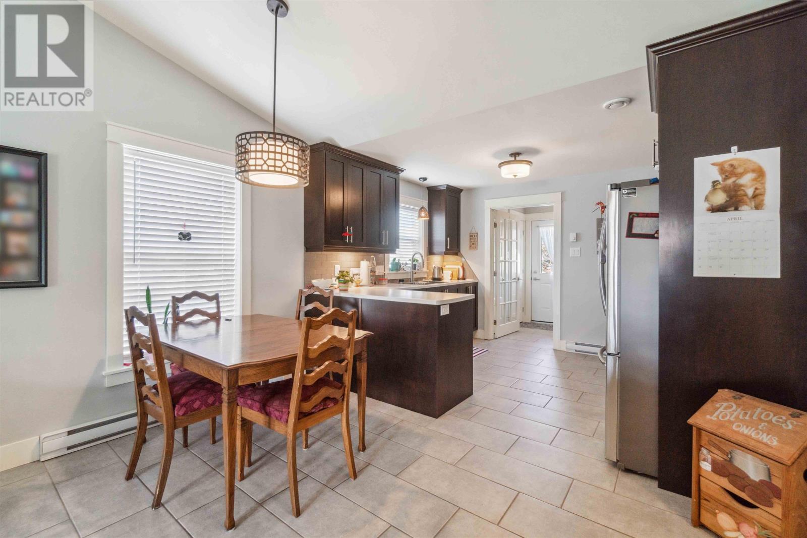 24/26/28 Bissett Road, Cole Harbour, Nova Scotia B2V2T1 REALTOR.ca