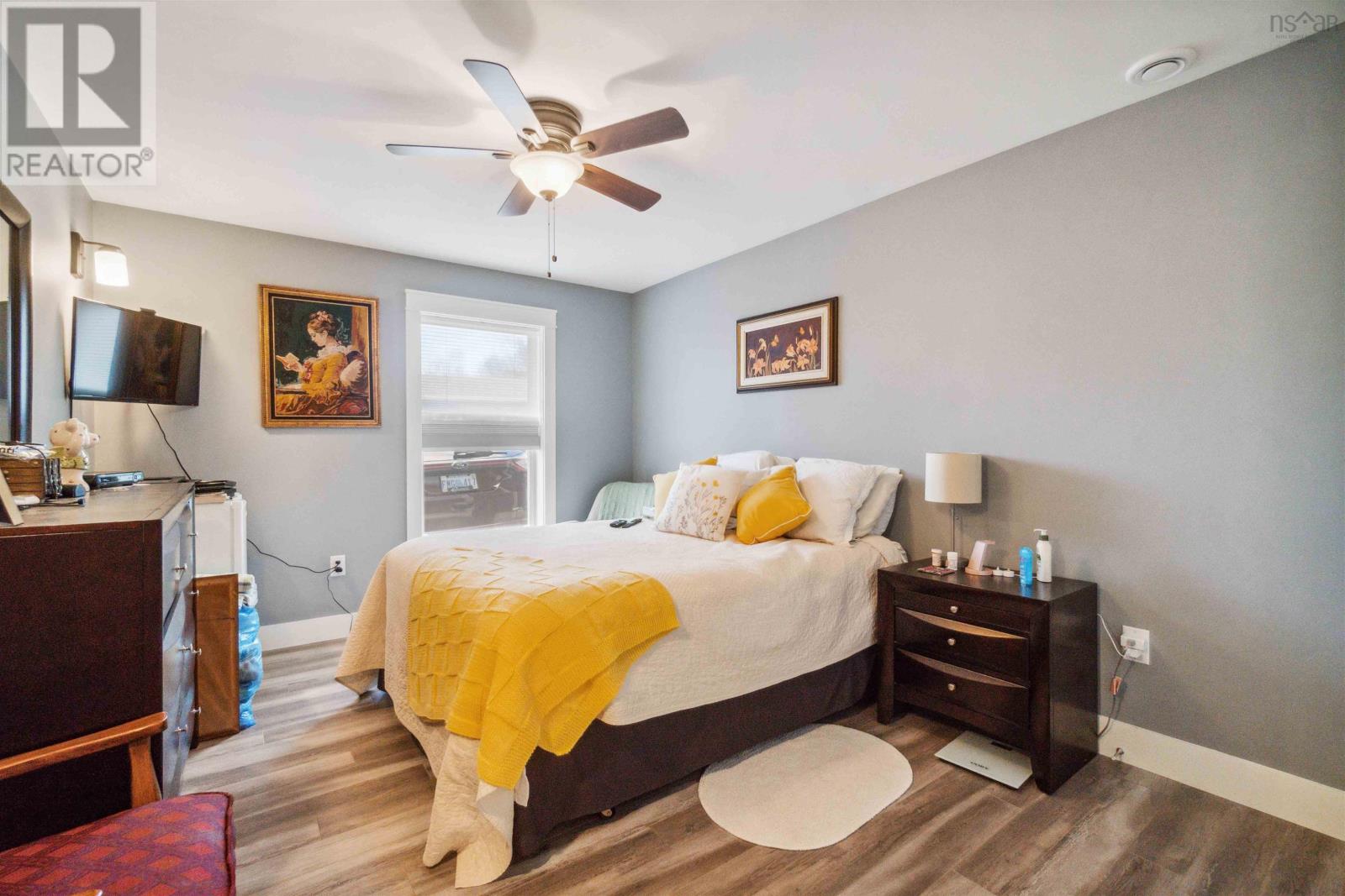 24/26/28 Bissett Road, Cole Harbour, Nova Scotia B2V2T1 REALTOR.ca