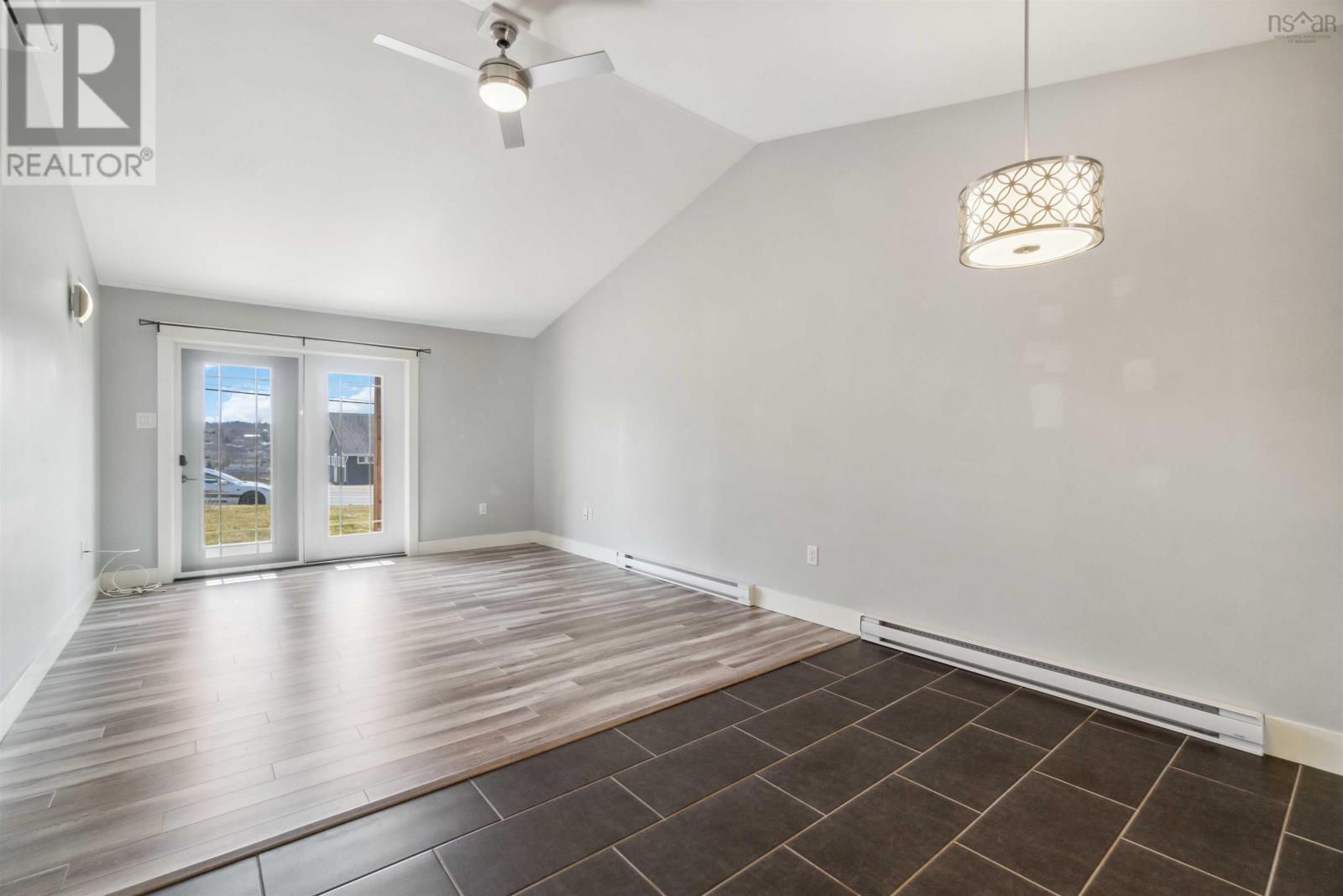 24/26/28 Bissett Road, Cole Harbour, Nova Scotia B2V2T1 REALTOR.ca