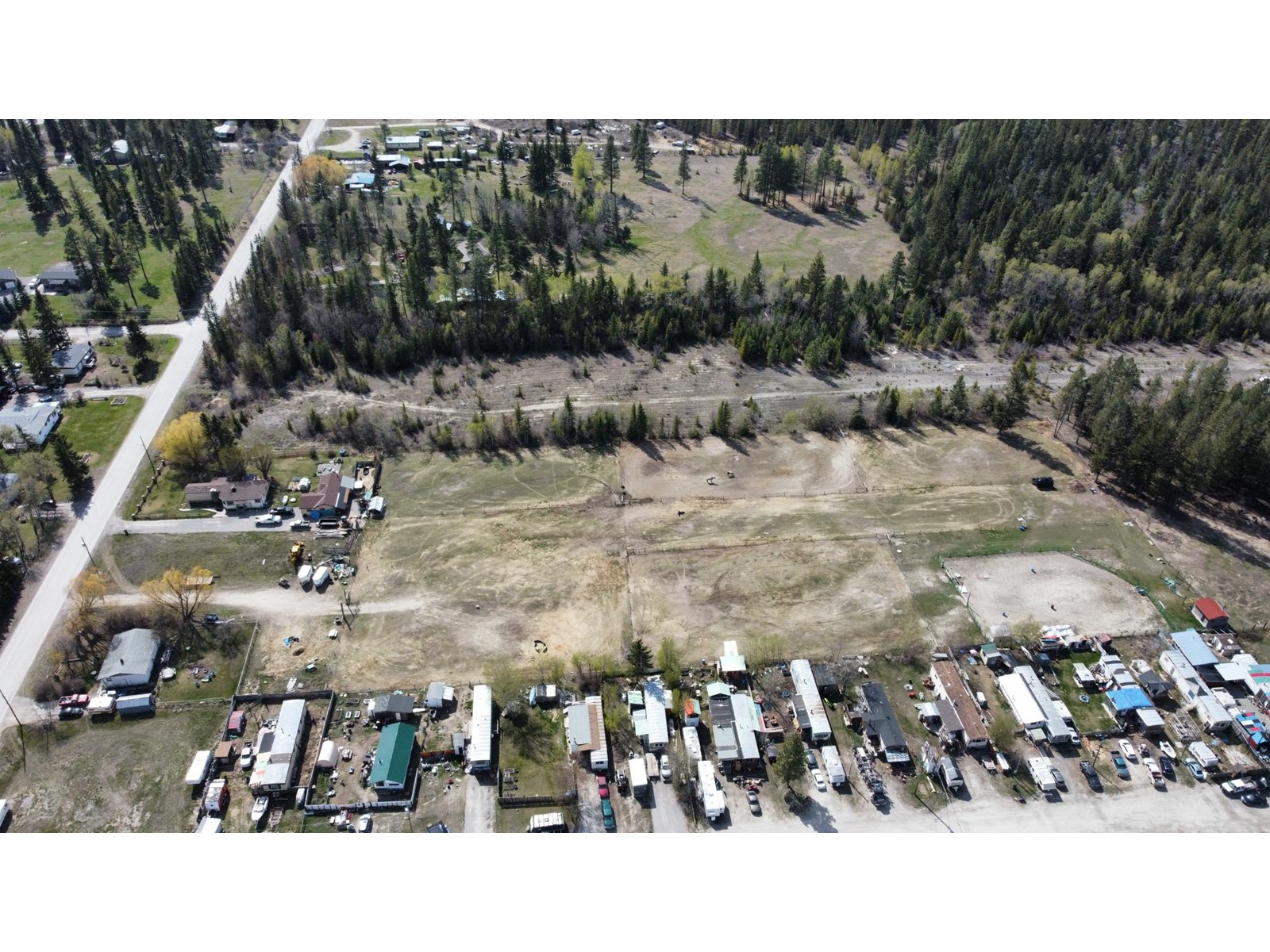 For sale 4753 BURNS AVENUE, Canal Flats, British Columbia V0B1B0 2476704 REALTOR.ca
