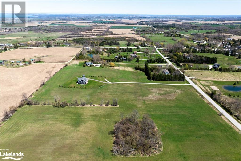 For sale 22 SYDENHAM Trail W, Duntroon, Ontario L0M1H0 40583345