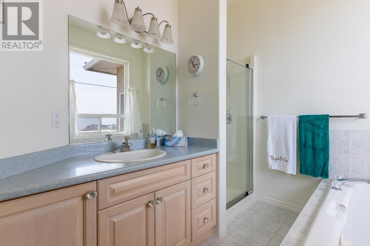 For sale 332080 PACIFIC WAY, Kamloops, British Columbia V1S1V3 178169 REALTOR.ca