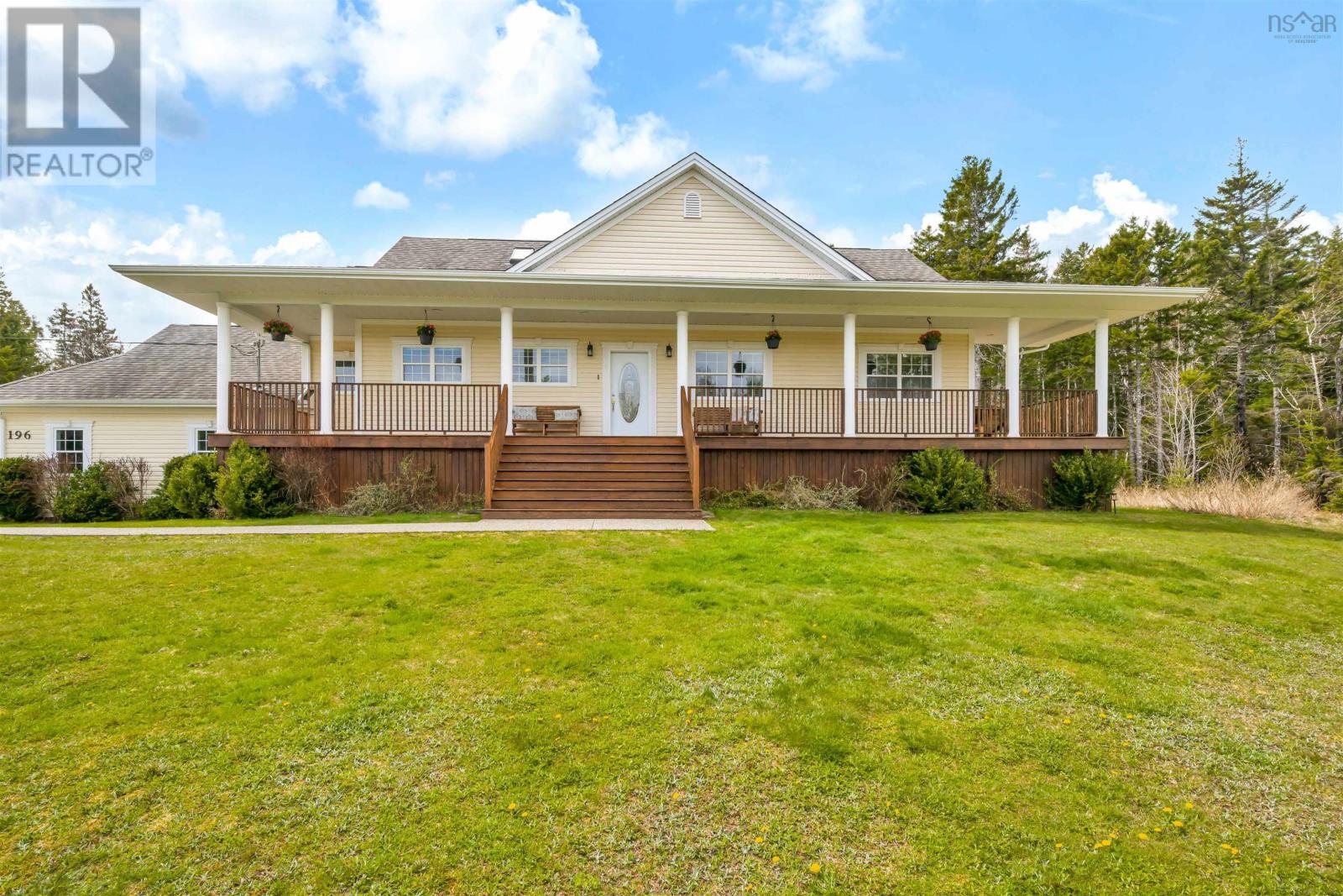 For sale 196 Scotsdale Drive, Musquodoboit Harbour, Nova Scotia B0J2L0