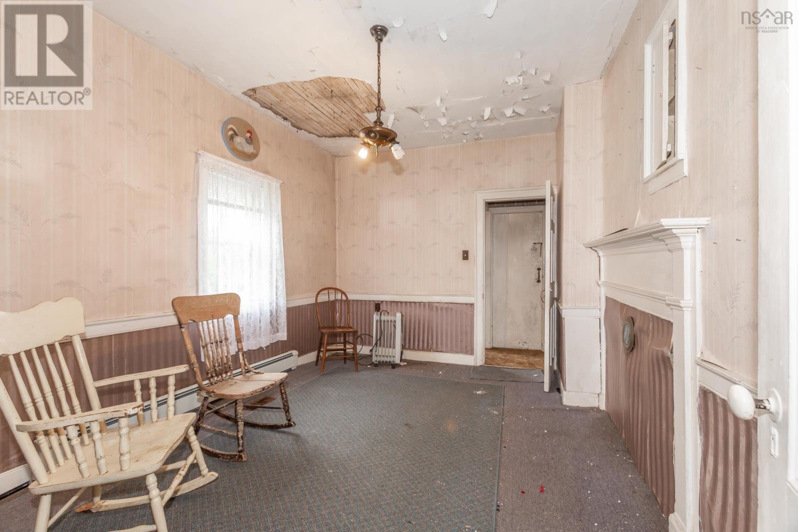 For sale 9427 Highway 8, Lequille, Nova Scotia B0S1A0 202409665