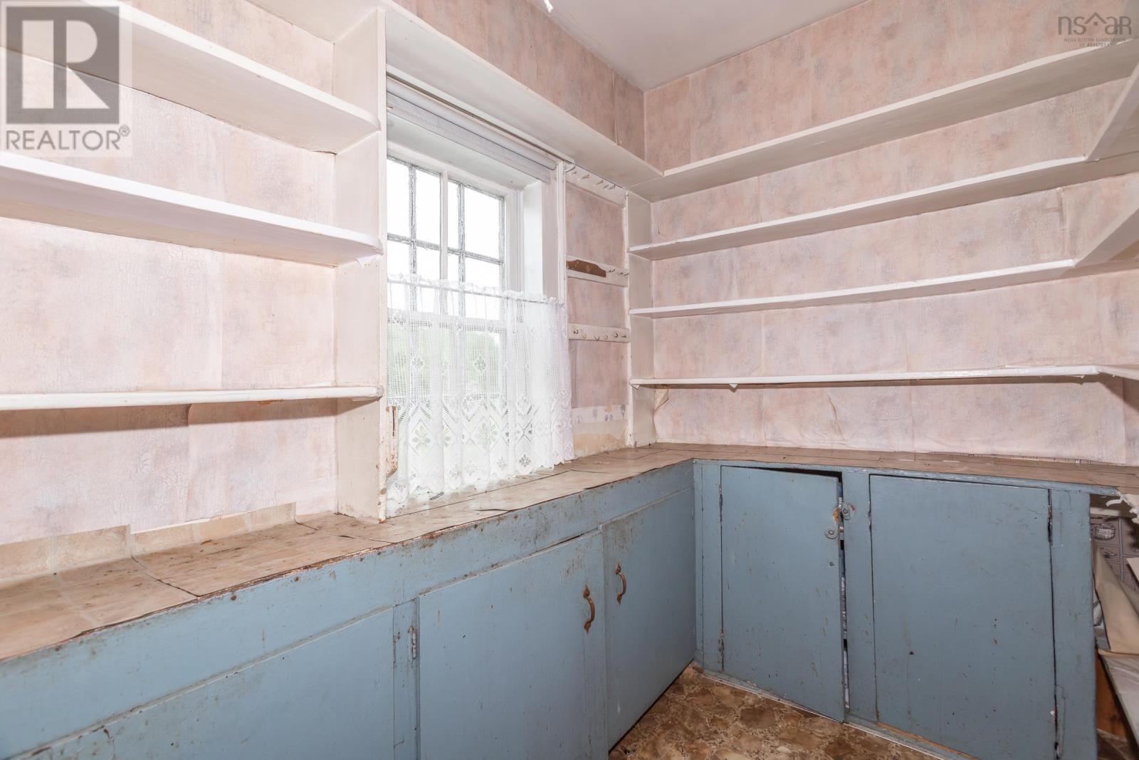 For sale 9427 Highway 8, Lequille, Nova Scotia B0S1A0 202409665