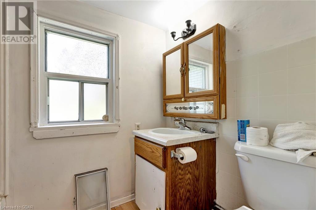 For sale 137 EMMA Street, Guelph, Ontario N1E1V2 40583984 REALTOR.ca