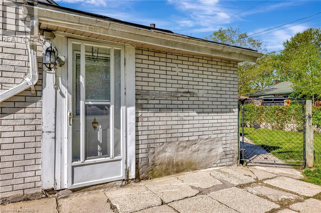 For sale 137 EMMA Street, Guelph, Ontario N1E1V2 40583984 REALTOR.ca