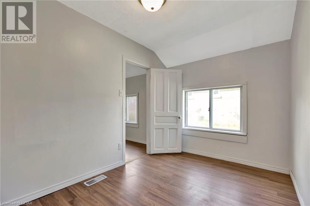 For sale 137 EMMA Street, Guelph, Ontario N1E1V2 40583984 REALTOR.ca