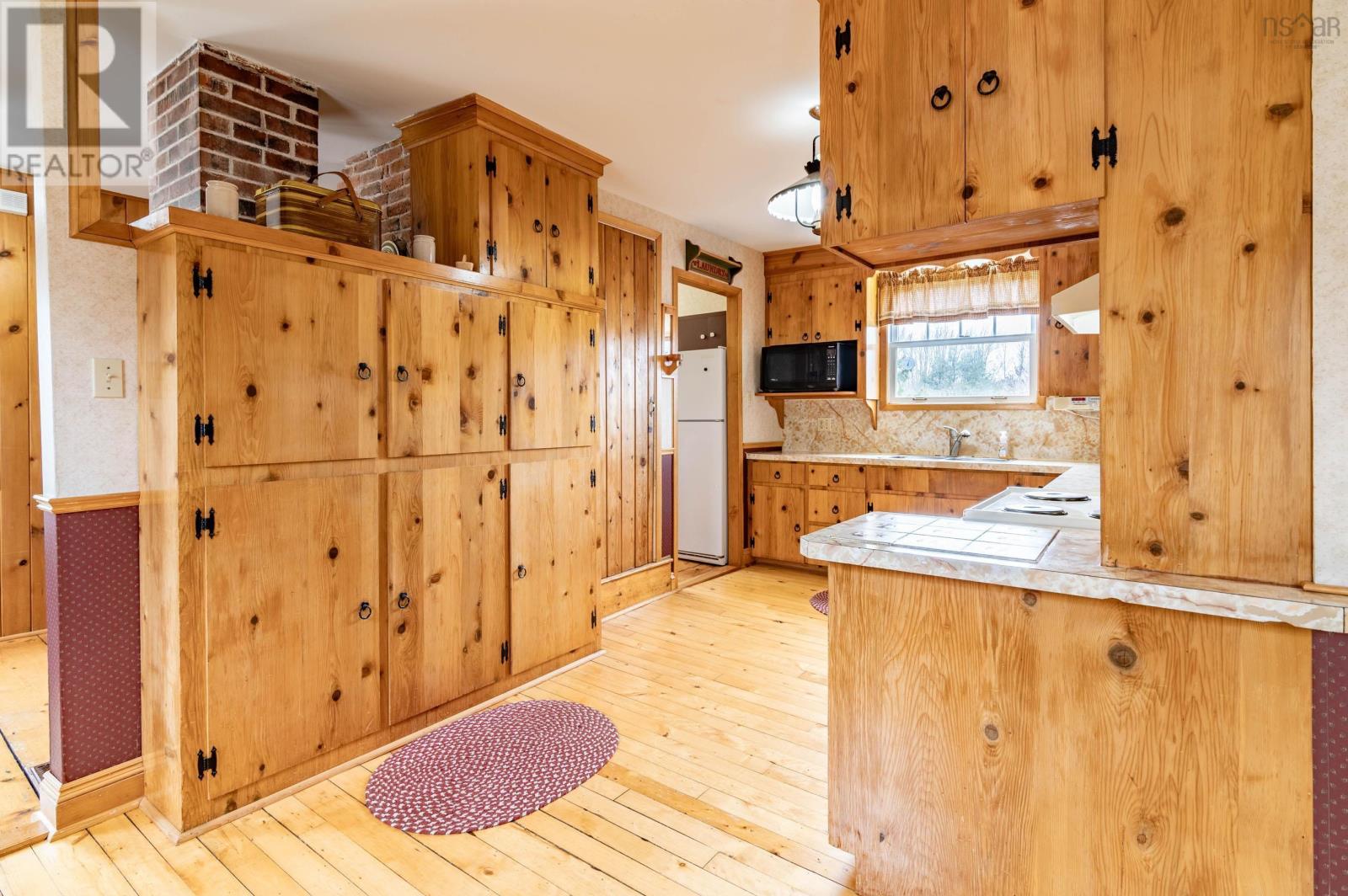 For sale 885 West Main Street, Kentville, Nova Scotia B4N1L6