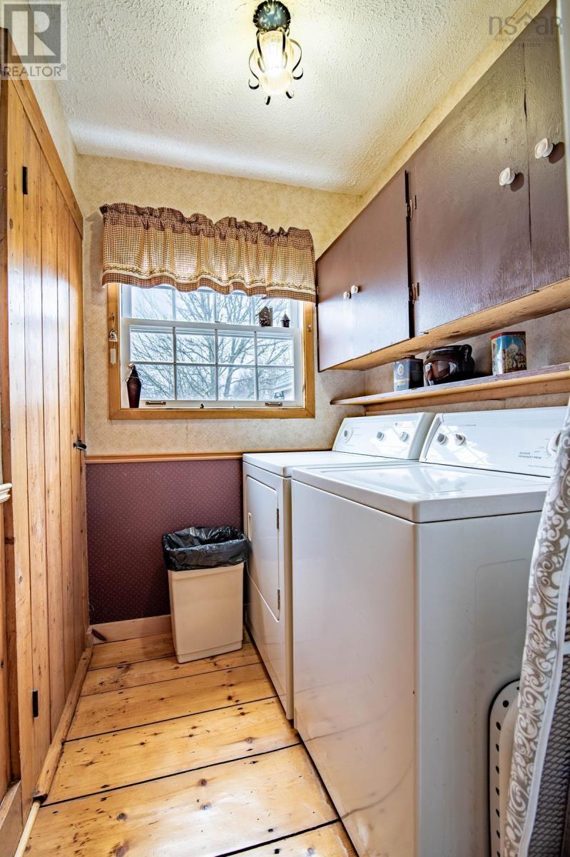 For sale 885 West Main Street, Kentville, Nova Scotia B4N1L6