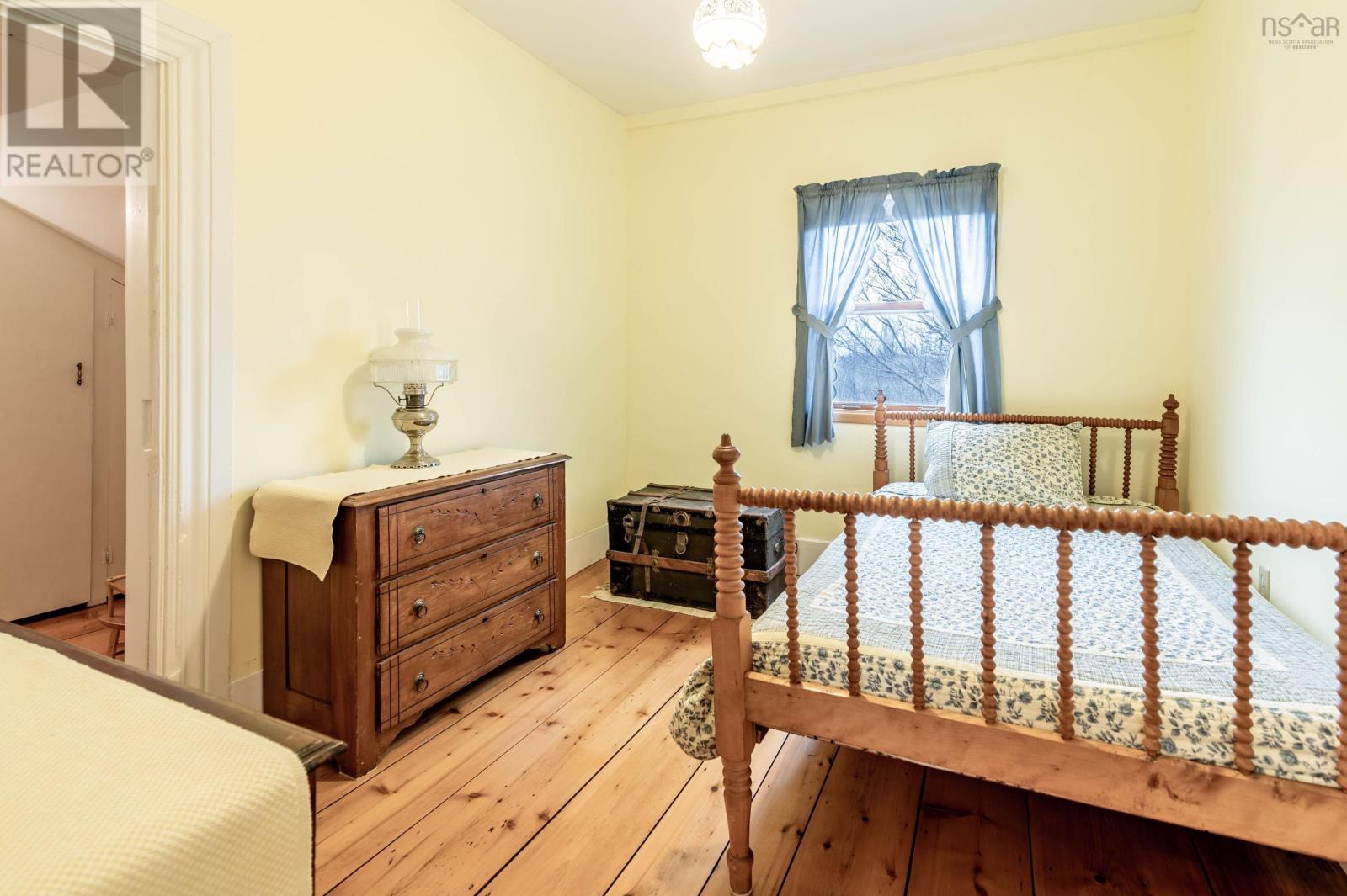 For sale 885 West Main Street, Kentville, Nova Scotia B4N1L6