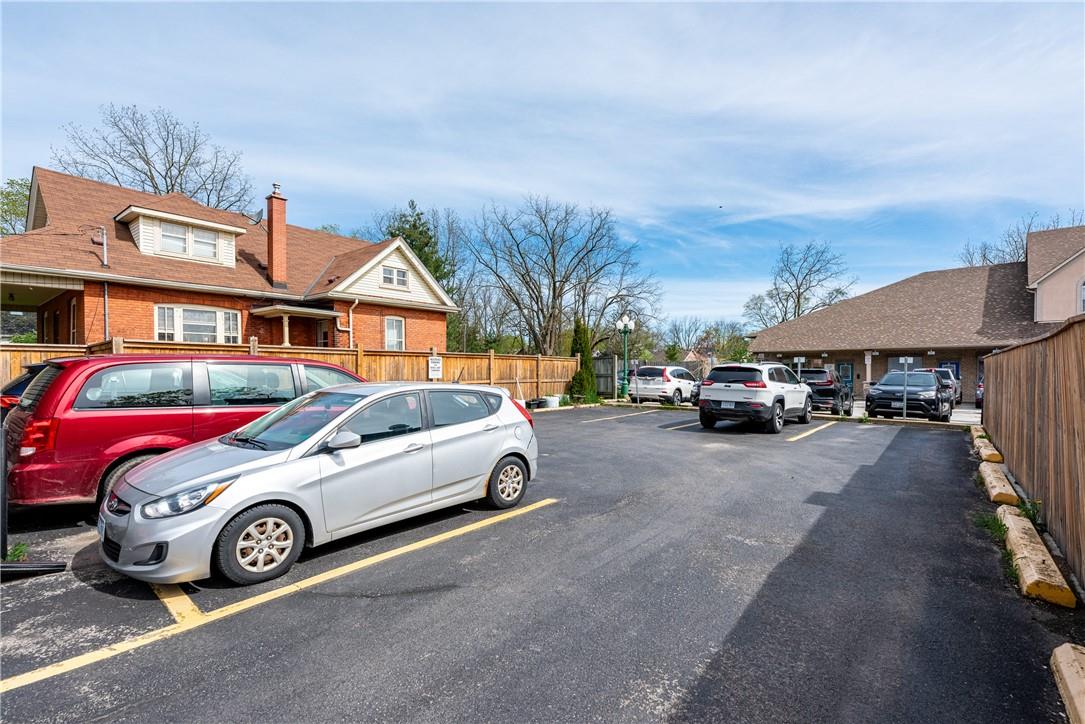 For sale 40 Main Street N, Waterdown, Ontario L0R2H0 H4193246