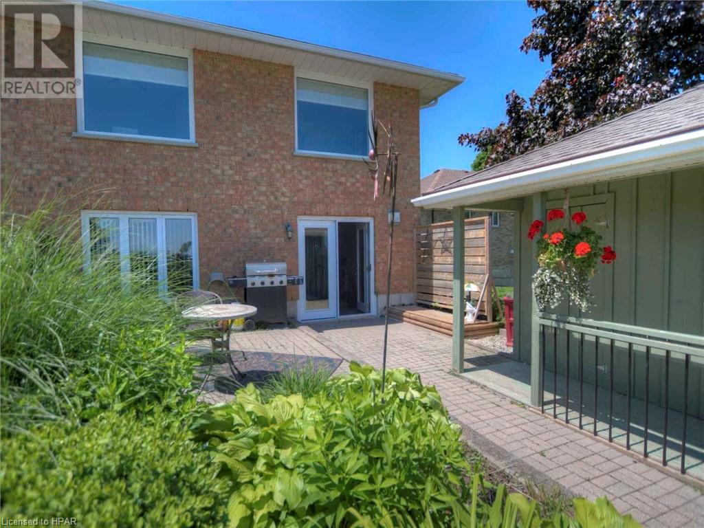 For sale 113 KIPPEN Road, Egmondville, Ontario N0K1G0 40545948