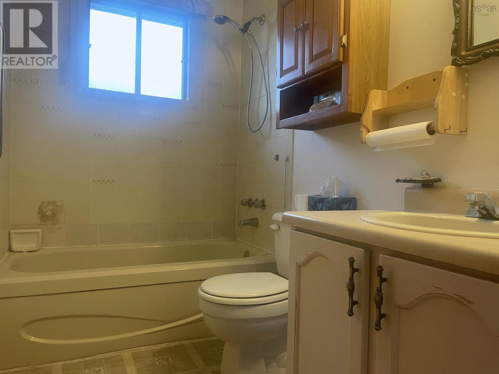 For sale 514 GILLIS POINT Road, Iona, Nova Scotia B2C1L1 202324627