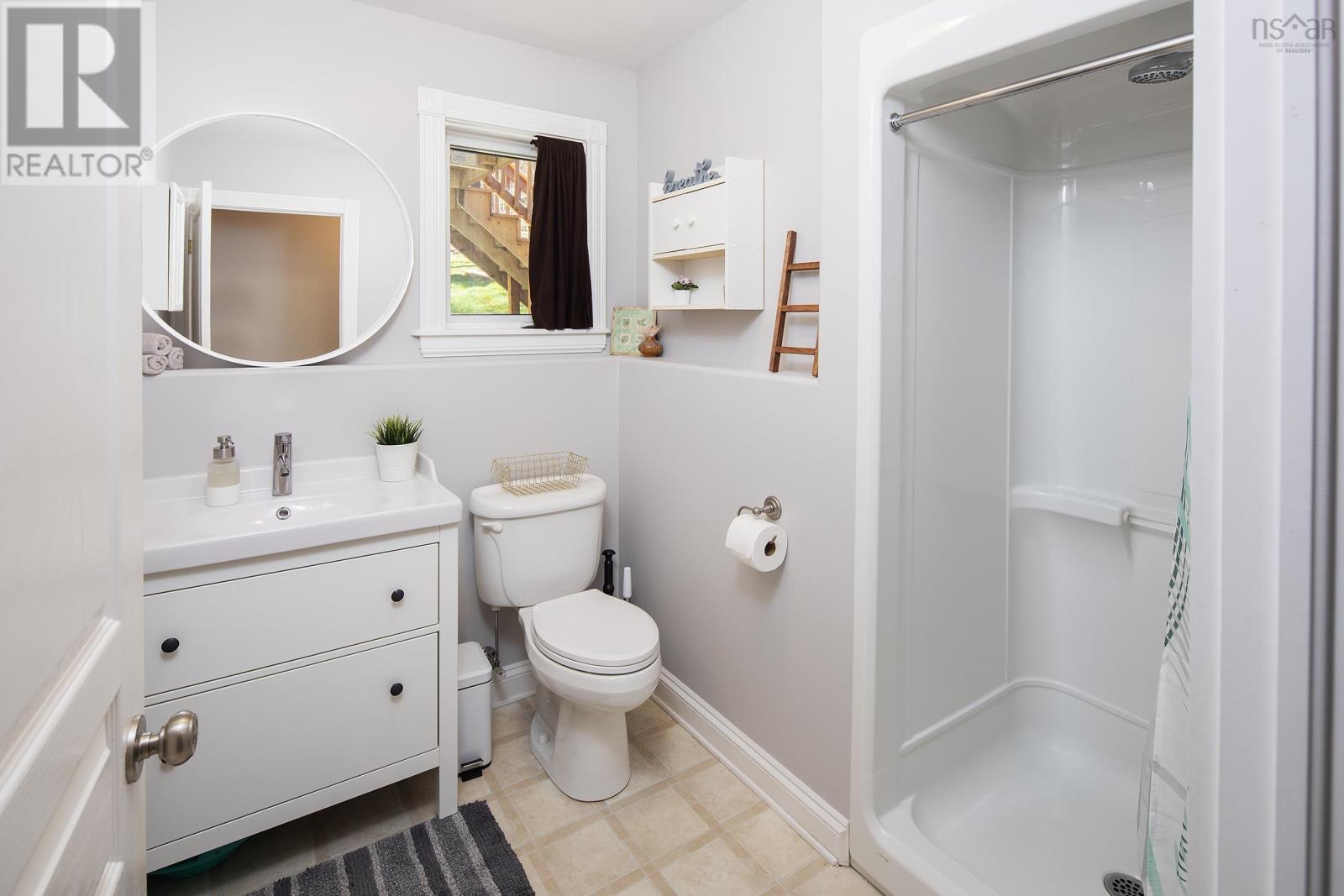 168 Portland Hills Drive, Dartmouth, Nova Scotia B2W6L8 REALTOR.ca