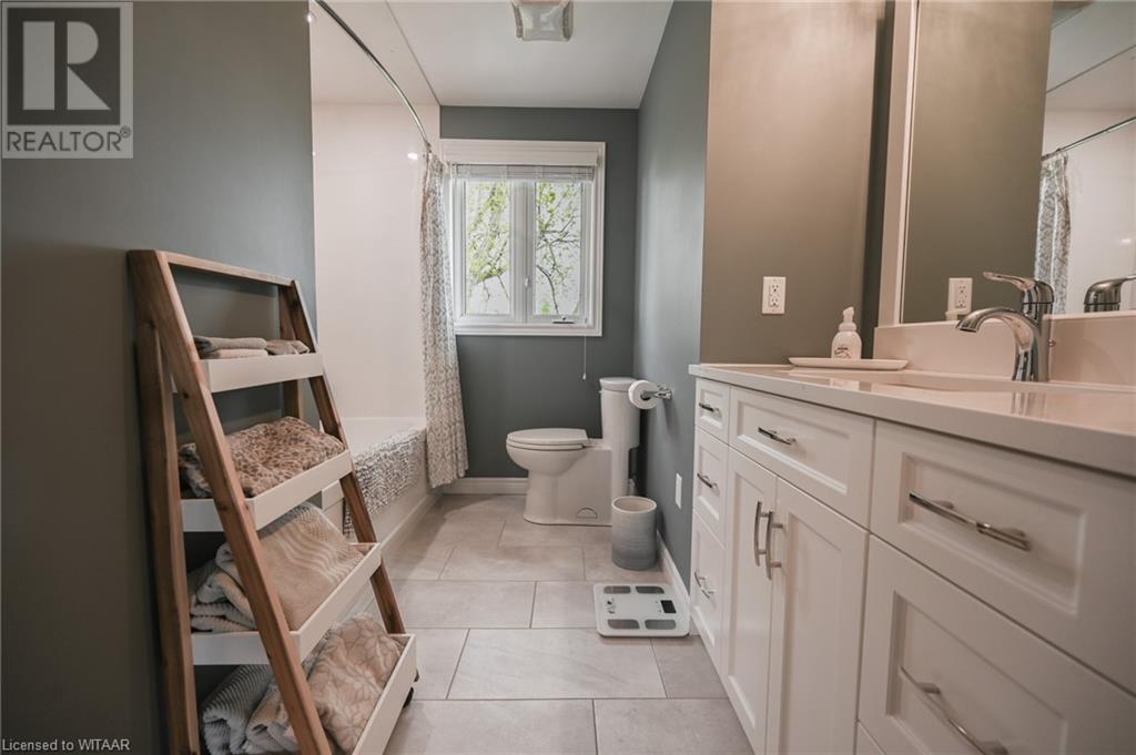 For sale 475025 ZORRA & EAST ZORRA TAVISTOCK Line, Beachville, Ontario