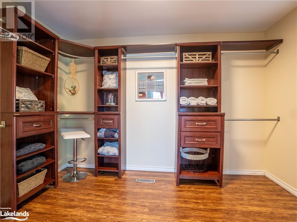 For sale 116 N DEER LAKE Road, Port Sydney, Ontario P0B1L0 40562531