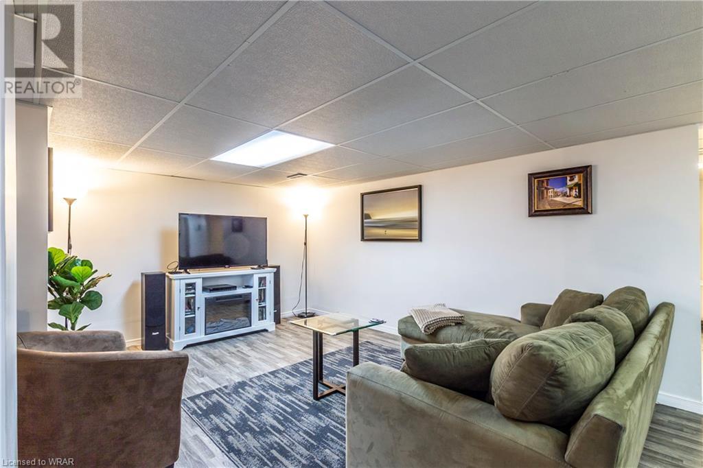 For sale 36810 CREDITON Road, Dashwood, Ontario N9M1N0 40579696