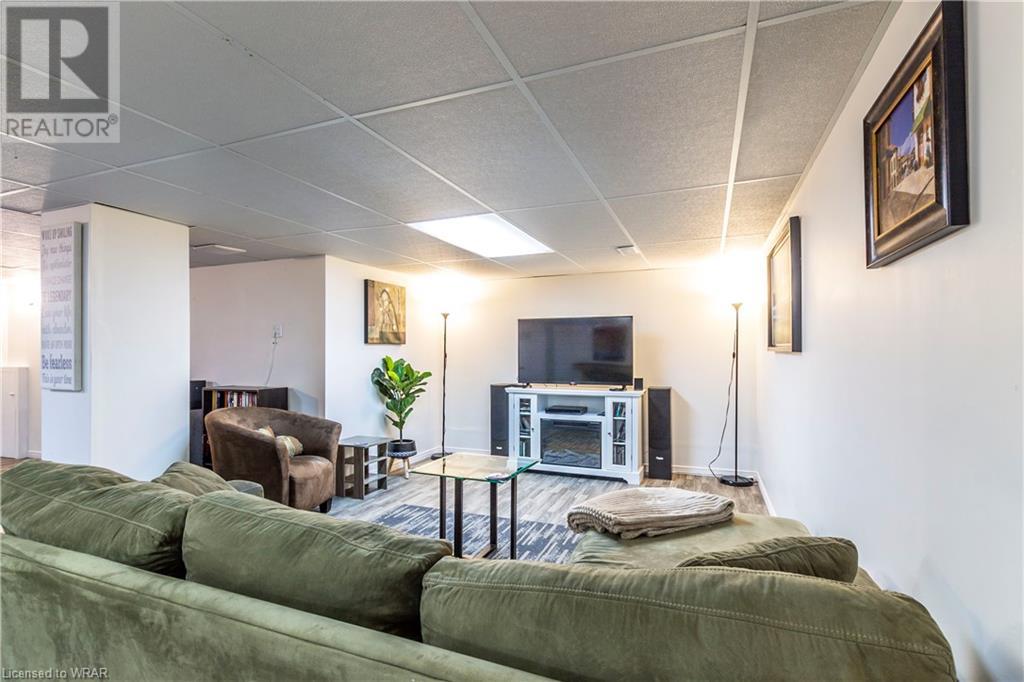 For sale 36810 CREDITON Road, Dashwood, Ontario N9M1N0 40579696