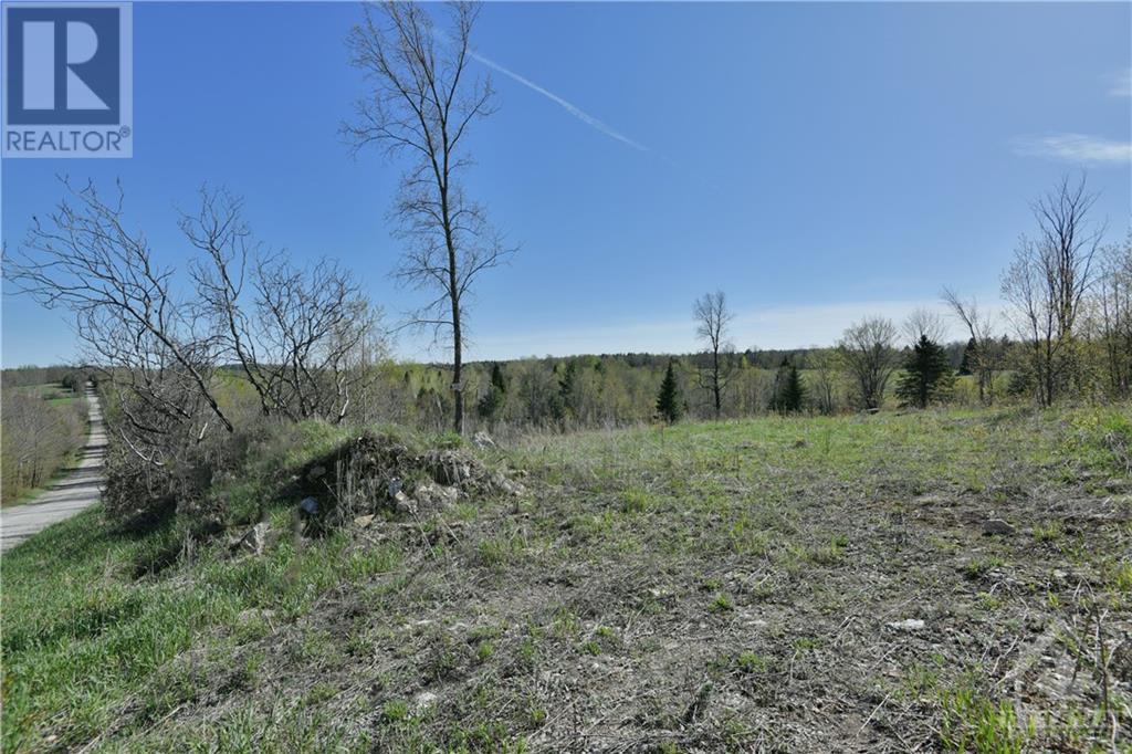 For sale 937 KENNELLY MOUNTAIN ROAD, Greater Madawaska, Ontario K1V3Z7